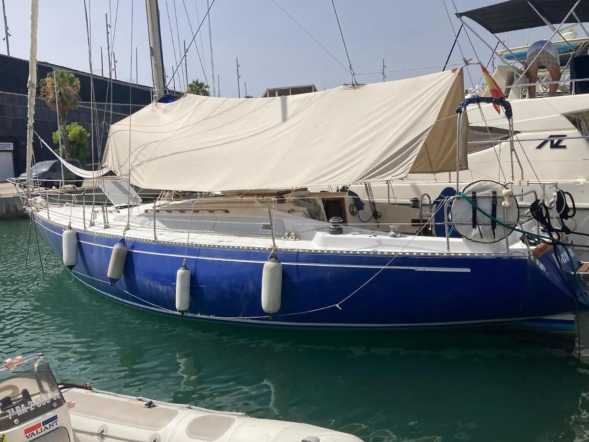 Boat Hotel Barcelona Sant Adria de Besos Botel